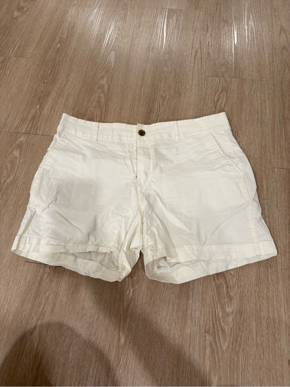 Gap Classic Women's Shorts - White